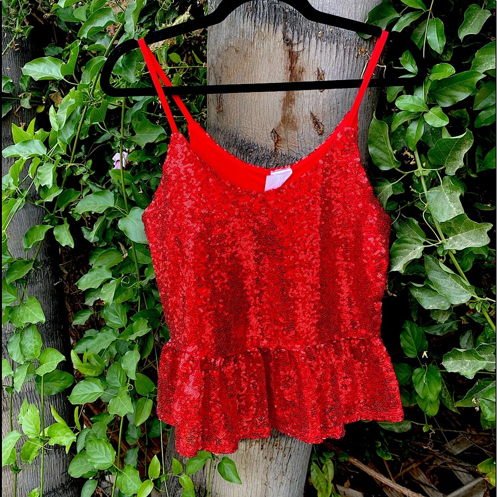 Red sparkly top